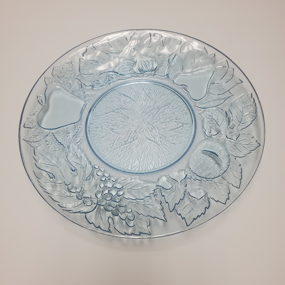 Vit, 1950 Kia Indonisia Fruit Ice Blue Press Glass (4) Dinner Plates 10"